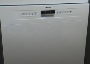 Smeg Dishwasher in display