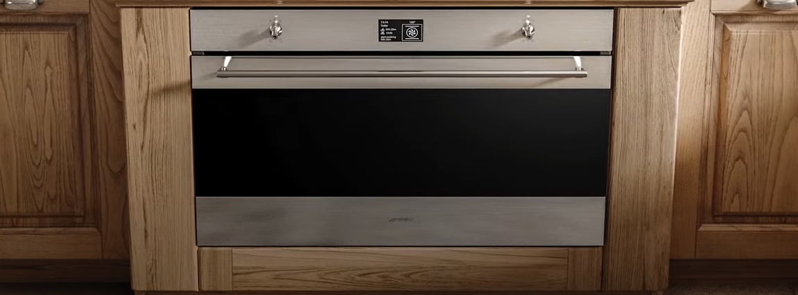 Smeg Oven in display
