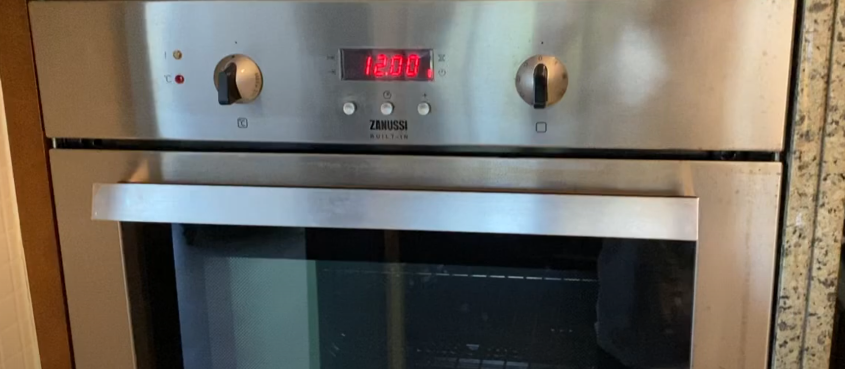Zanussi Oven control panel and in use
